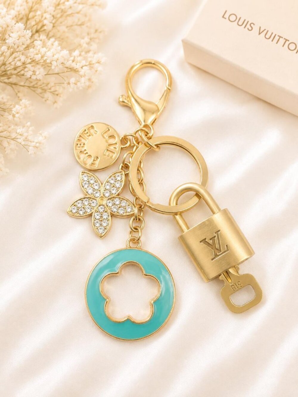 Authentic LV Louis Vuitton Gold Lock & Key 🔑 Unbranded Flower Keychain Charm